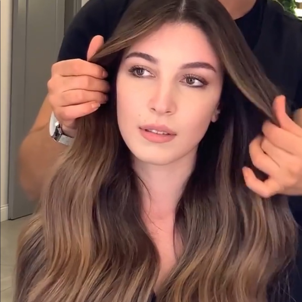 Meet your Posher, Carolina